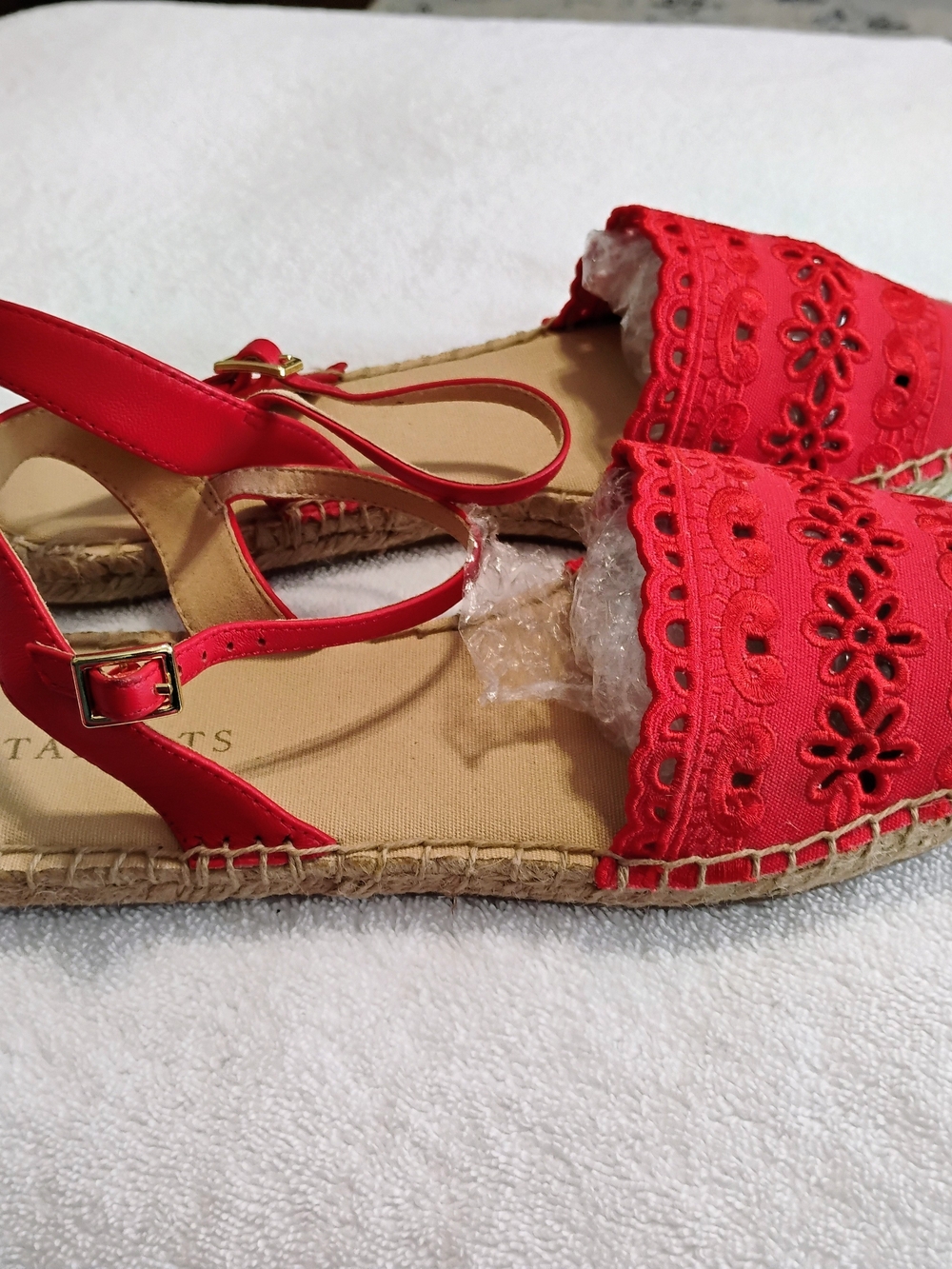 Talbots Red Embroidered Espadrille Slingback Flats Sandals Eyelet Floral Size 8 - Picture 8 of 11